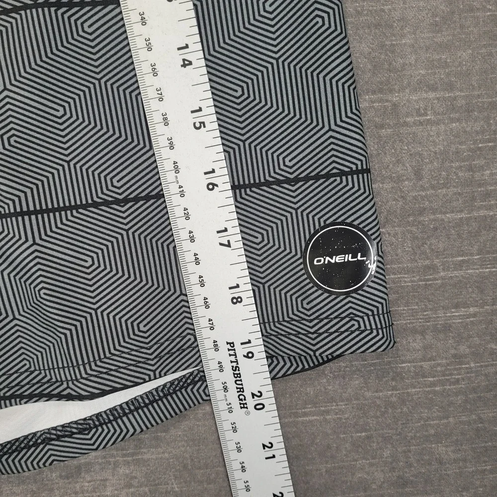 ONeill Hyperfreak Mens Board Shorts Size 36 Black Gray Geometric Striped